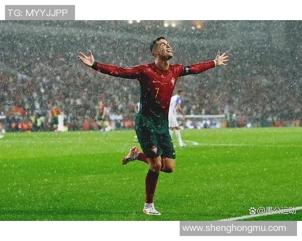 全球足球巨星风采：从梅西到C罗的辉煌历程与影响力解析